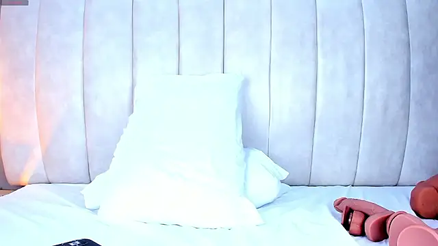 دردشة ScarletStarr الجنسية المباشرة