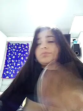 violet__rouse__ élő XXX-chatje