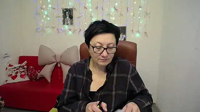 EmilyL0ve: απευθείας συνομιλία ΧΧΧ