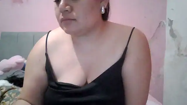 Maya_Manes' Live XXX Chat