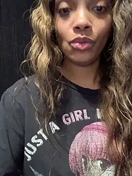 Rakiyahcharms Chat XXX in diretta