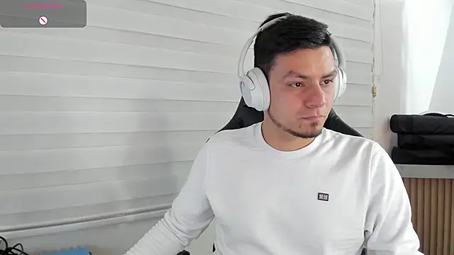 Rick_Adams 即時 XXX 聊天