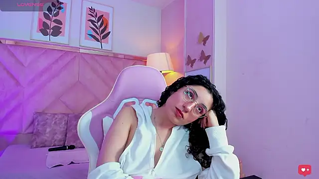 Živý XXX chat DemiJones_