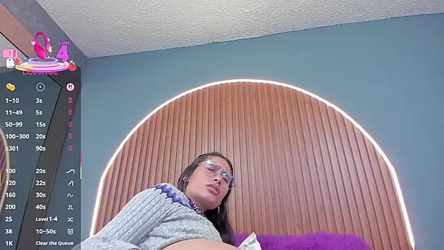 NayeCloud: απευθείας συνομιλία ΧΧΧ