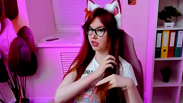 CarolGiggly's Live XXX Chat