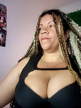 Chat +18 de Eva_Luxei ao vivo