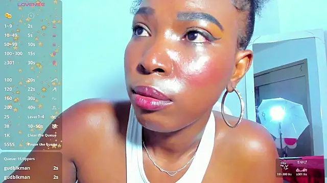 Chatroom XXX en direct de myblackdoope