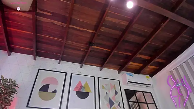 MiaKay1 Live XXX-chat