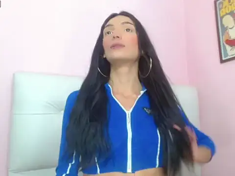 x_isabella_x Show in webcam