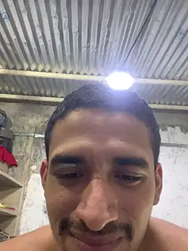 Chat XXX en directo de ikaro21