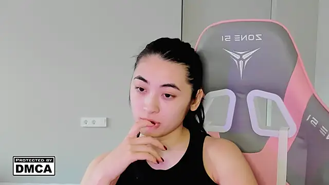 دردشة MeilideQian1 الجنسية المباشرة