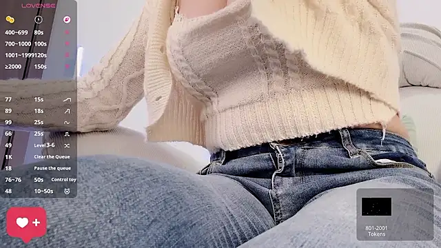 peachy_kiss Webcam Show