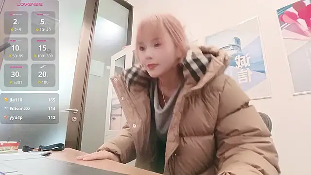 Chat +18 de KKMM168 ao vivo