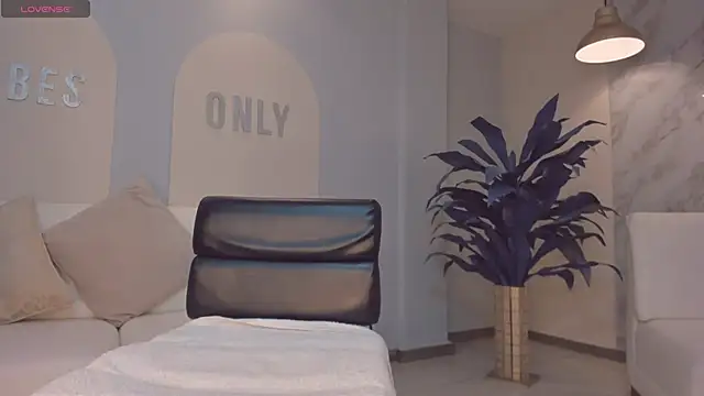 LaurentConnor Chat XXX live