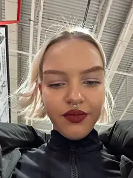 AshleyMur: онлайн-секс-чат