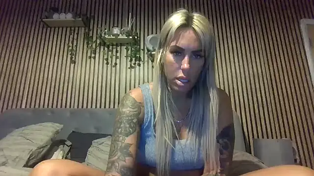 poppyinga1: απευθείας συνομιλία ΧΧΧ