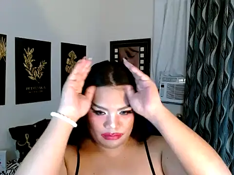 TSbrianaHugeCock Adlı Modelin Canlı XXX Sohbeti