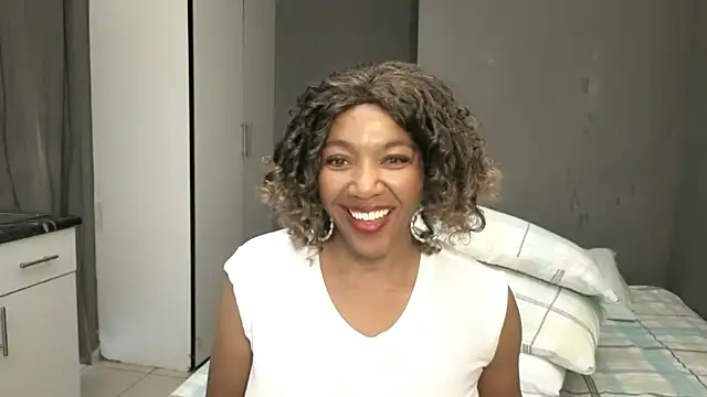 Lillyan_N 现场XXX聊天