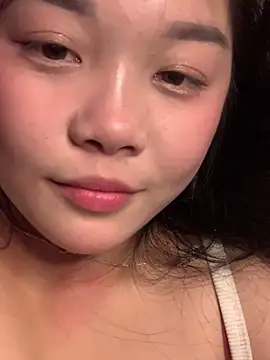 Chat +18 de Baa-bee22 ao vivo