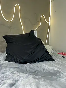 Isa__Blanc Chat XXX in diretta