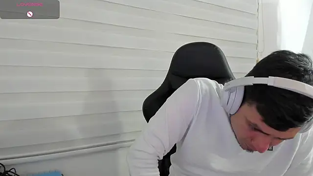 Rick_Adams – Naživo XXX chat