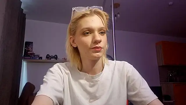 Chat +18 de AuraNevera ao vivo