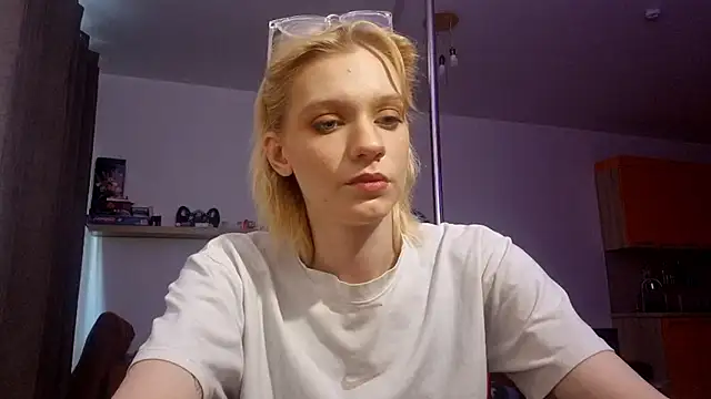 AuraNevera 现场XXX聊天