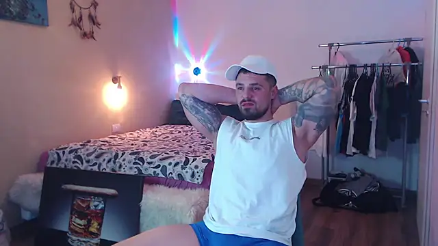 Tiberius_hunk: απευθείας συνομιλία ΧΧΧ