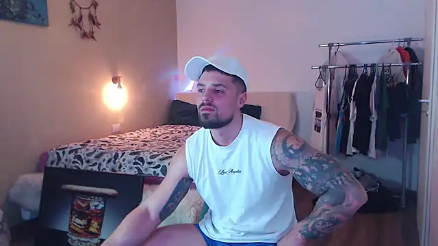 دردشة Tiberius_hunk الجنسية المباشرة