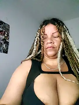 Eva_Luxei élő XXX-chatje