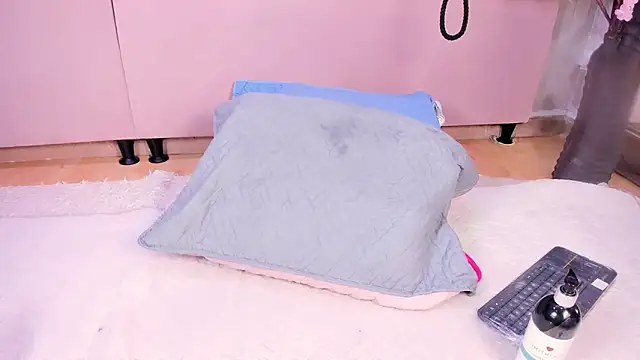 Naomistart: онлайн-секс-чат