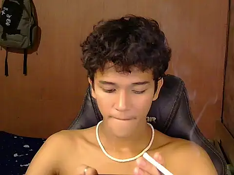 hugekenbigcock 라이브 XXX 채팅