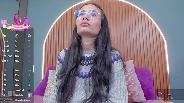 NayeCloud Chat XXX in diretta