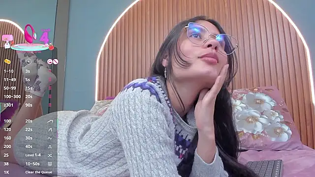 NayeCloud Live XXX Chat