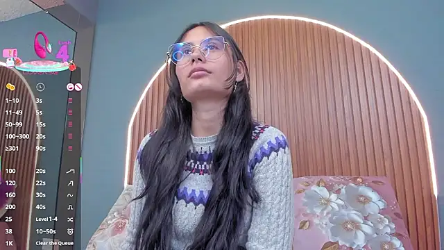 Chat XXX ao vivo de NayeCloud