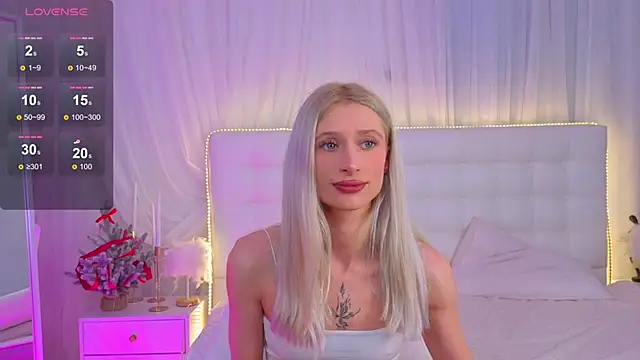 Monica_Leen Show Webcam