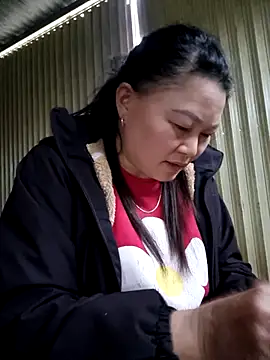 Вебкам-шоу yoowwmr