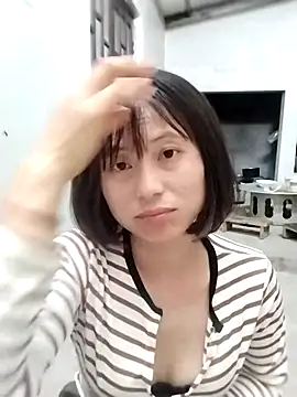 linda_bae00のウェブカメラショー