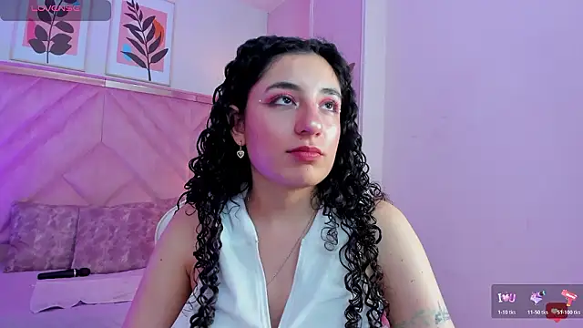 DemiJones_ Chat XXX in diretta