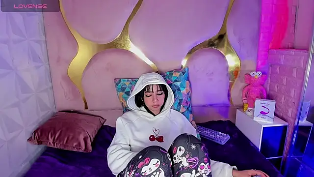 NaniiSisy: απευθείας συνομιλία ΧΧΧ