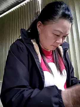 yoowwmr live XXX chat