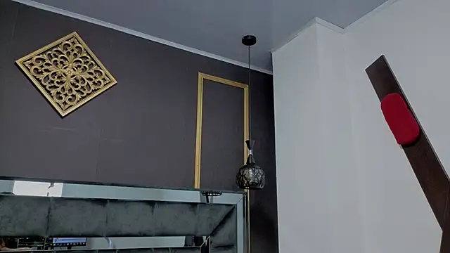 Aniajoness_ Adlı Modelin Canlı XXX Sohbeti