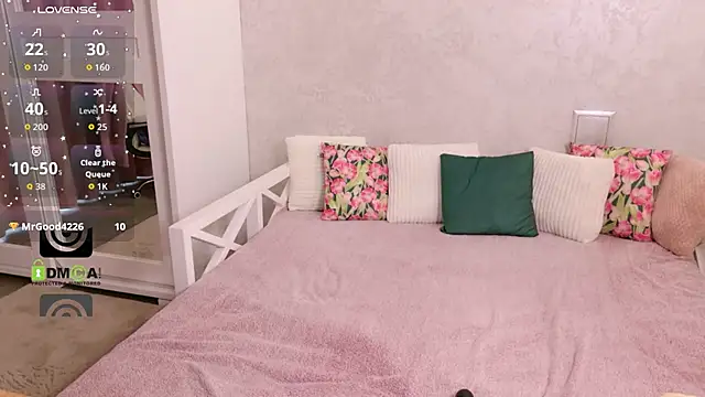 KellyKleine 现场XXX聊天