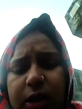 heena3355: απευθείας συνομιλία ΧΧΧ