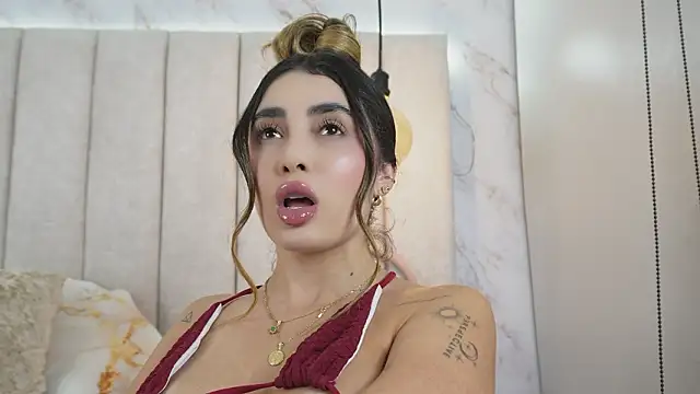 Chat XXX en directo de Annyy_Rosse