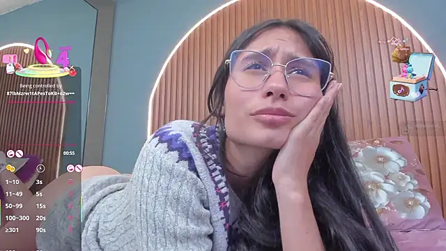 NayeCloud Chat XXX live