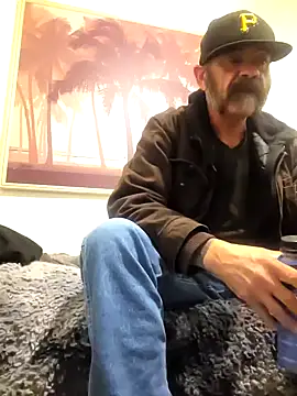 Simian_Beard Show in webcam