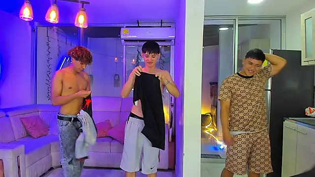 دردشة Houseofwarrios الجنسية المباشرة