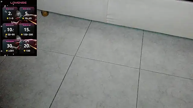 RossyAlvarez: онлайн-секс-чат