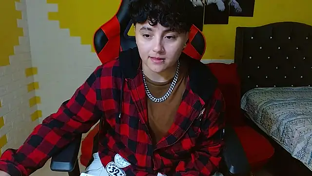 isabeautyx19 élő XXX-chatje